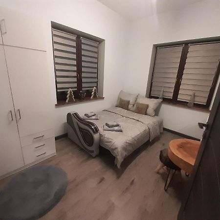 Dziupla u Górala Apartamento Szaflary Exterior foto